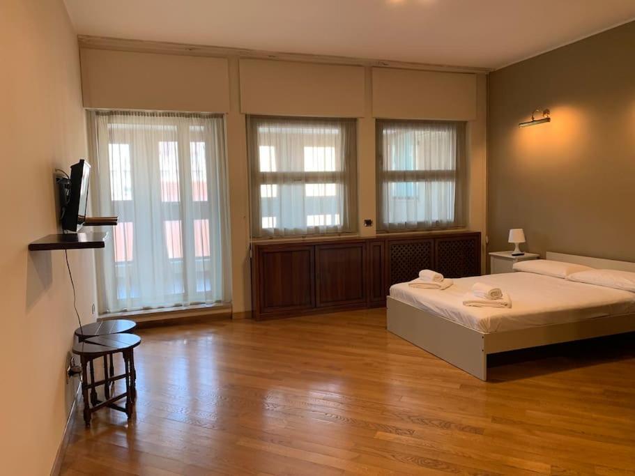 Piccolo Attico A Due Passi Da Corso Buenos Aires Apartamento Milán